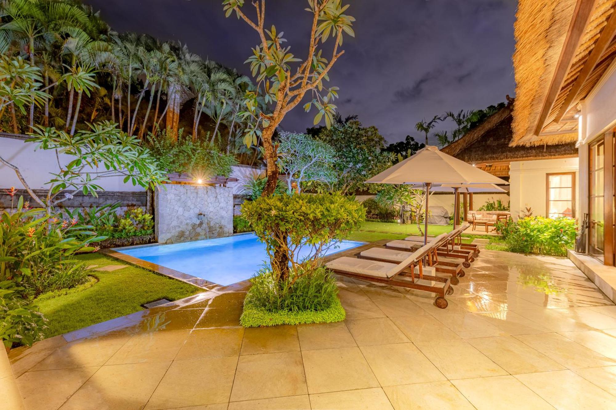 Villa Dorado - Steps From Jimbaran Beach מראה חיצוני תמונה